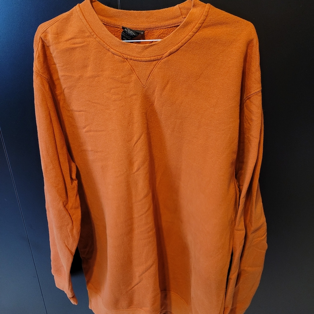 Joe Boxer orange pullover sweatshirt, size medium